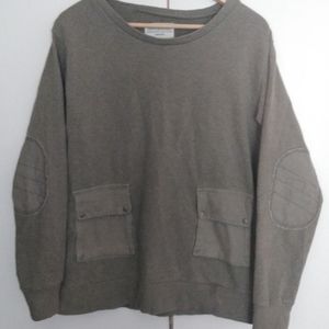 Pullover sweatshirt